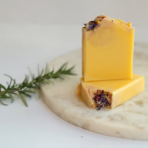 Cheerful Body Soap – Orange & Myrrh Natural Uplift