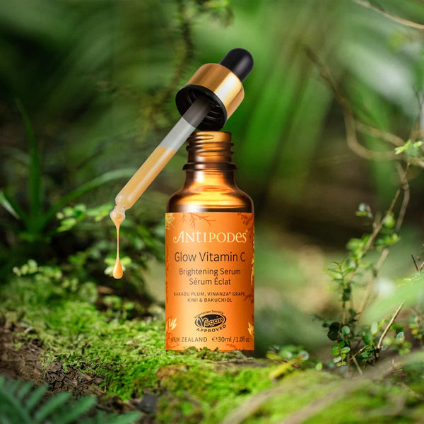 Glow Vitamin C Brightening Serum with Hyaluronic Acid