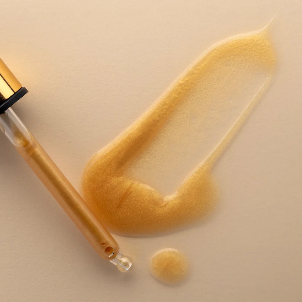 Glow Vitamin C Brightening Serum with Hyaluronic Acid