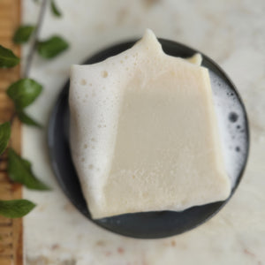 Inspiring Body Soap – Lemongrass, Patchouli & Green Clay Energizing Bar